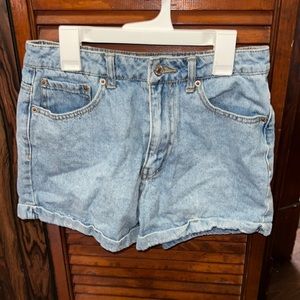 Forever 21 women’s boyfriend shorts, Size 26